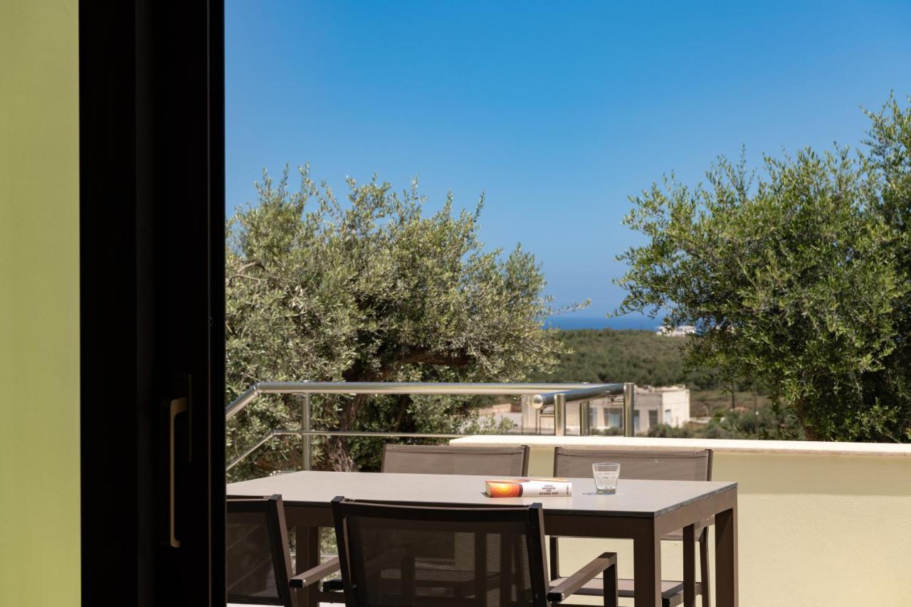 Mela Luxury Apartments Maroulas Exterior photo